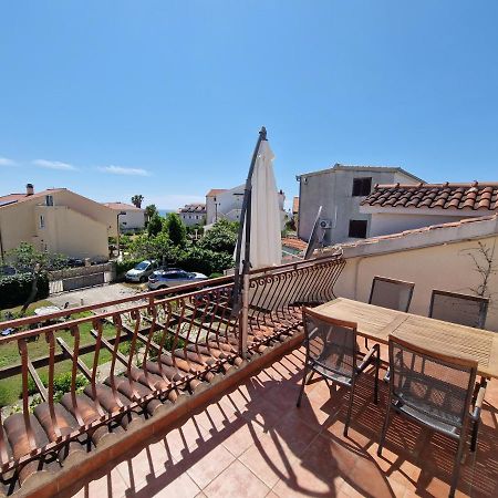 Apartments Dara Рогозница Экстерьер фото