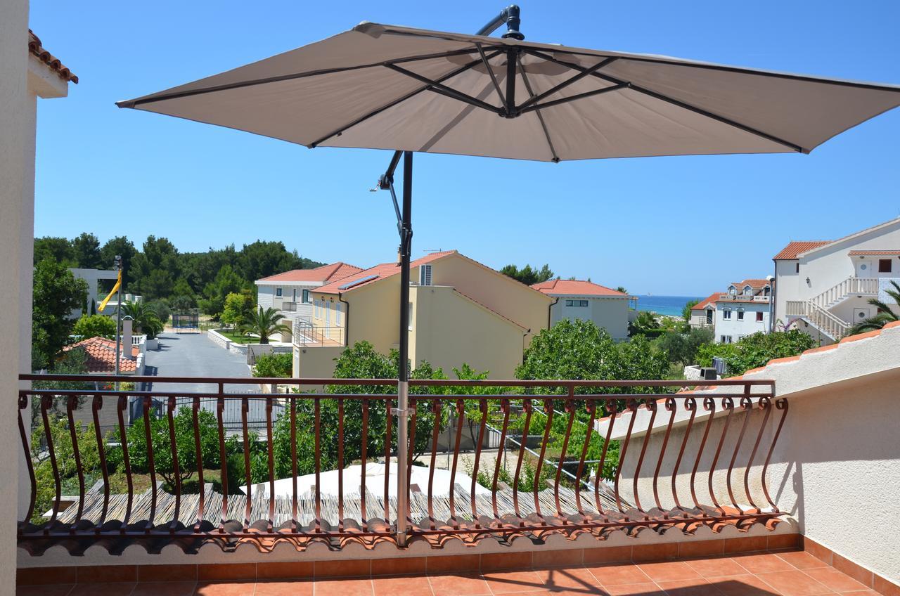 Apartments Dara Рогозница Экстерьер фото